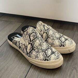 Vans Mule Slip-On Sneakers in Black & Cream Snake Print